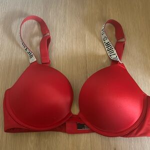Victorias Secret Very Sexy push-up bra
